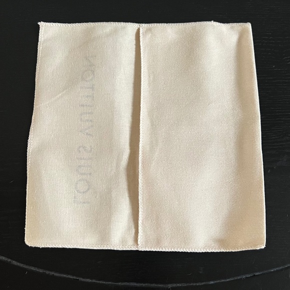 NEW! Authentic Louis Vuitton Billfold, Wallet Dust Jacket 9" x 9" x 5" - Picture 2 of 7